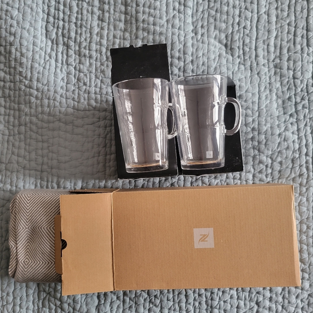 Nespresso view mugs and blanket
